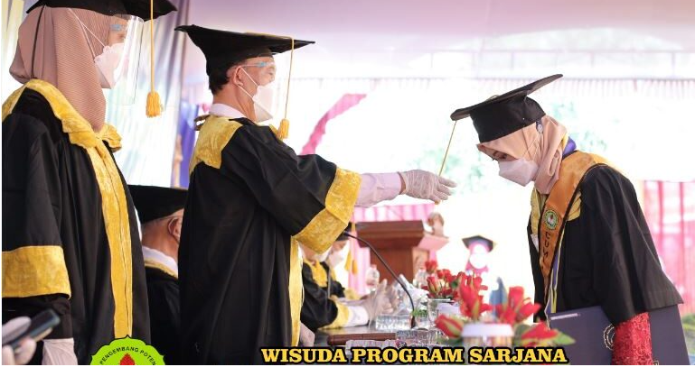 Wisuda XVIII STIE YP